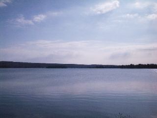 Lake Scene5.jpg (7806 bytes)